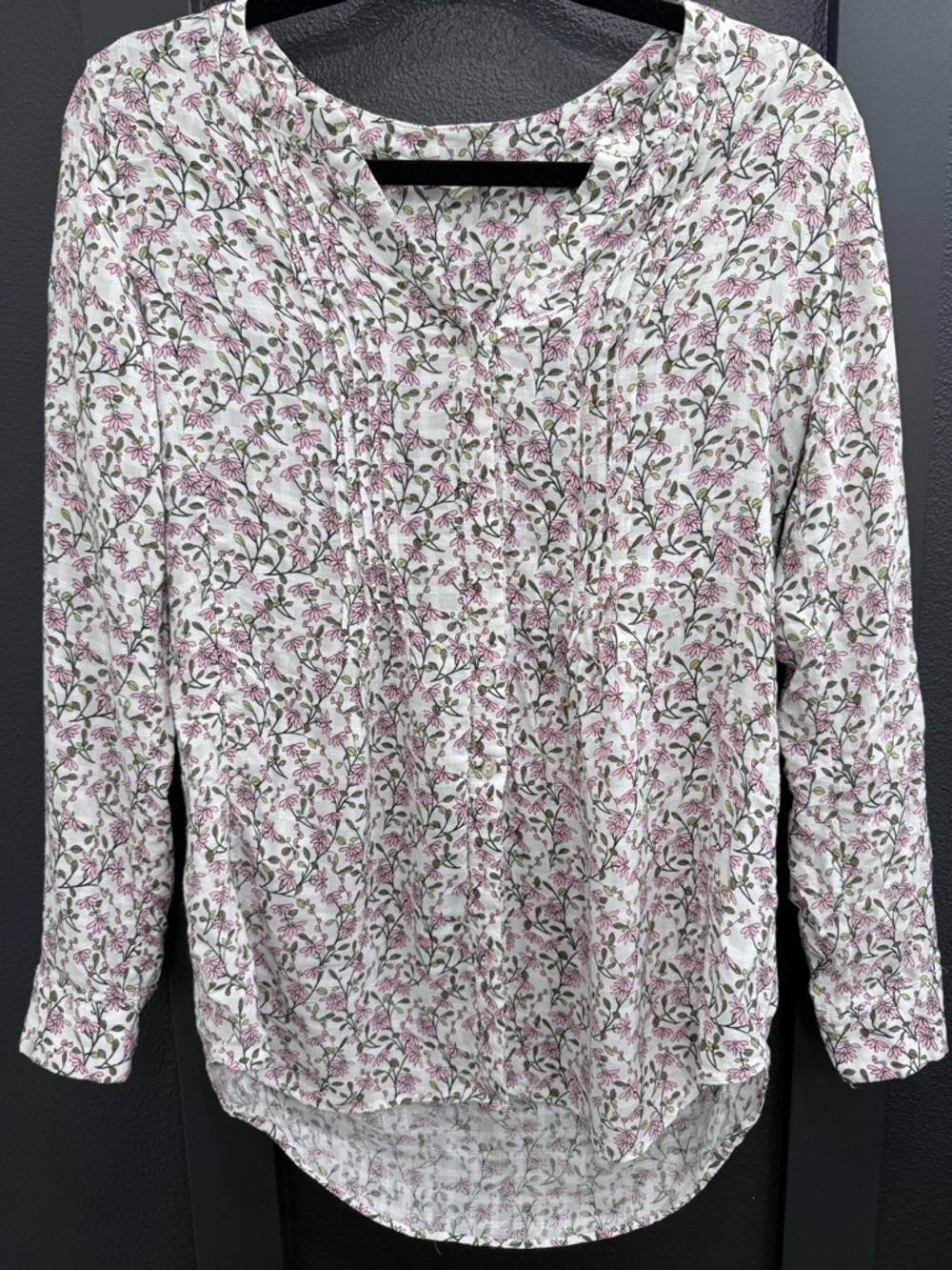 Women’s White Floral Pintuck Blouse - Pink & Green Print